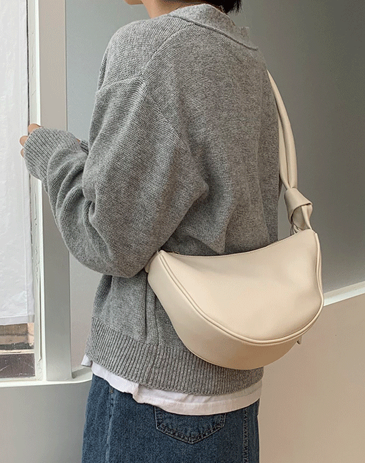 baon-[24시간 new 5% sale] 베븐 반달 레더 크로스 백 (2color)♡韓國女裝袋